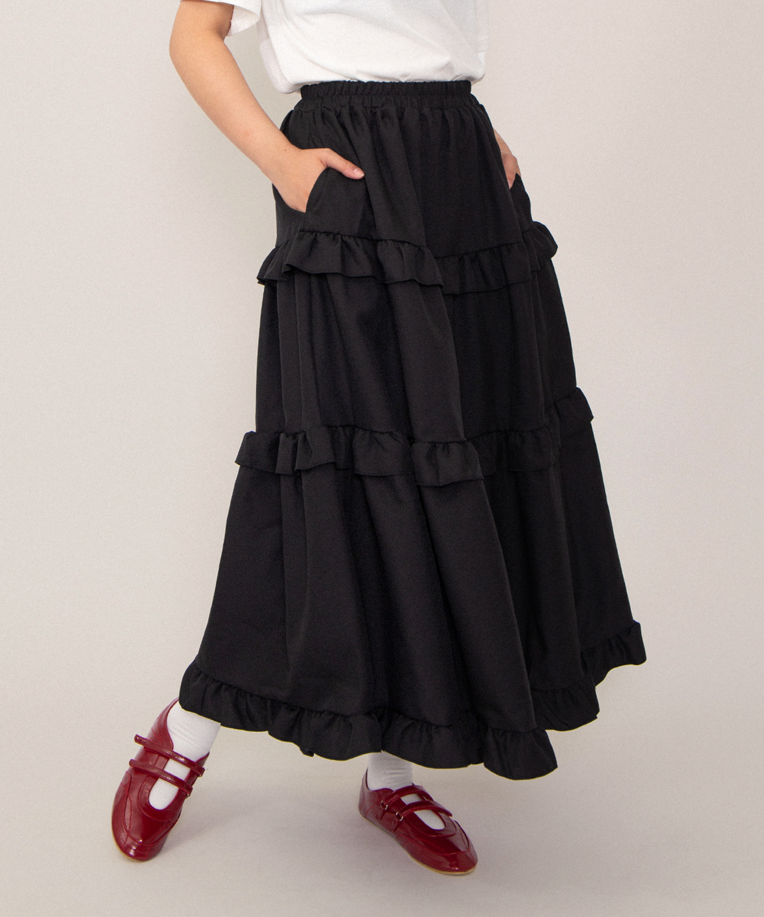 フリルティアードロングスカート[商品：PN26SS-027] - PUNYUS Online