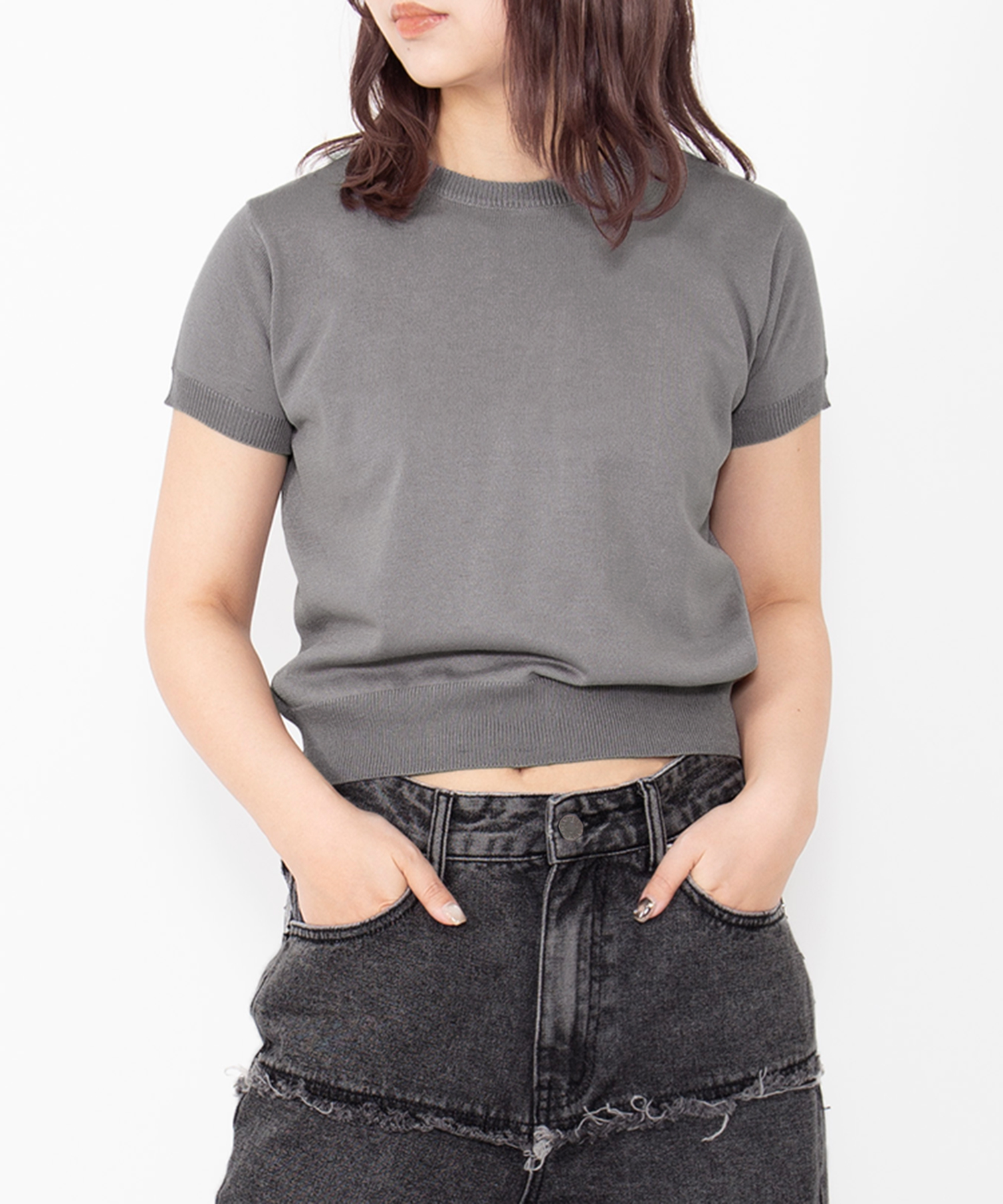 ななな　チャコール38 半袖サマーニット[商品：PN26SS-038] - PUNYUS Online Store / 公式通販