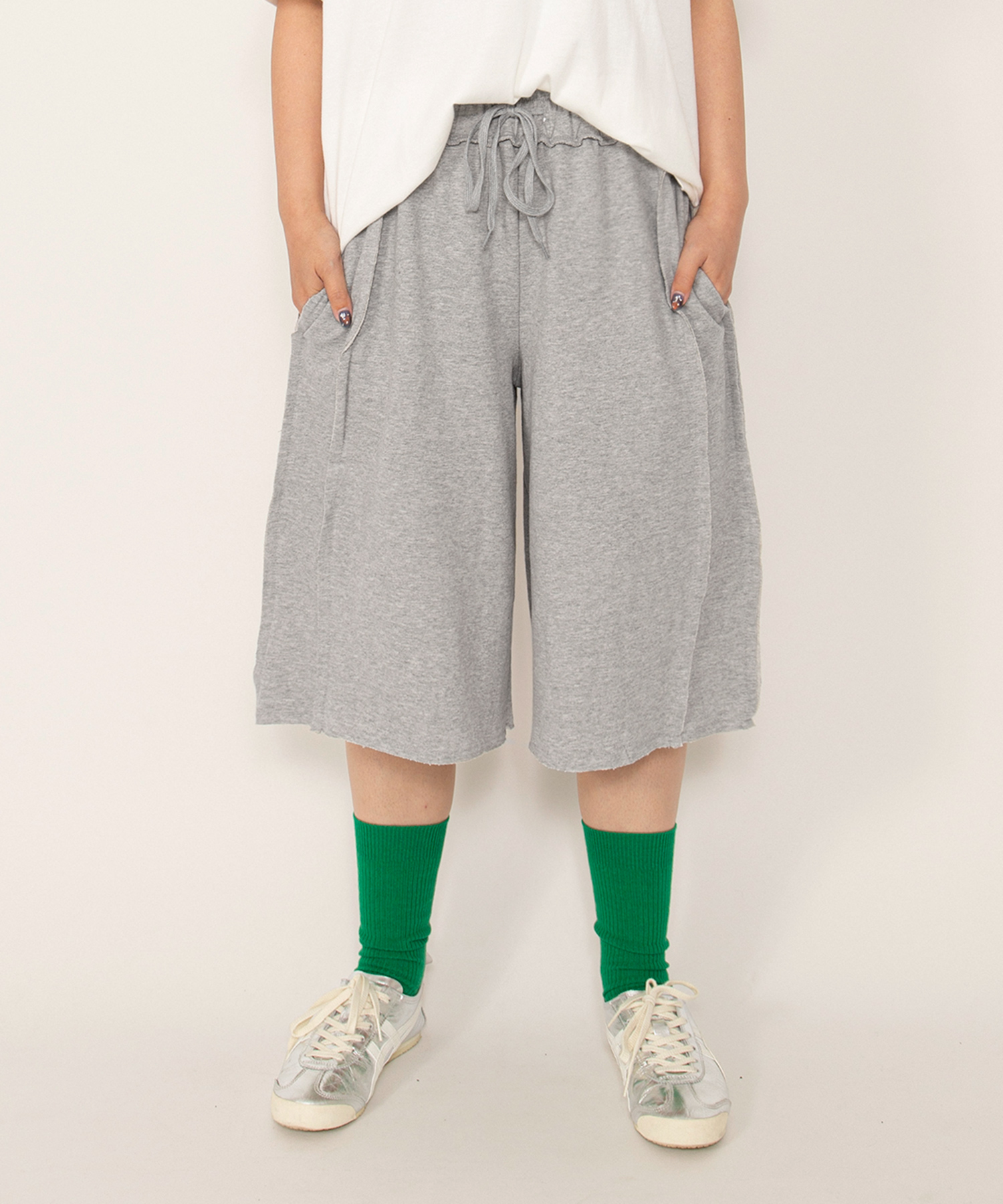 カットオフハーフスウェットパンツ[商品：PN26SS-057] - PUNYUS Online