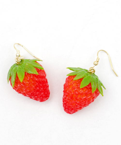 みゆ　いちごピアス PUNYUS Online Store / 公式通販